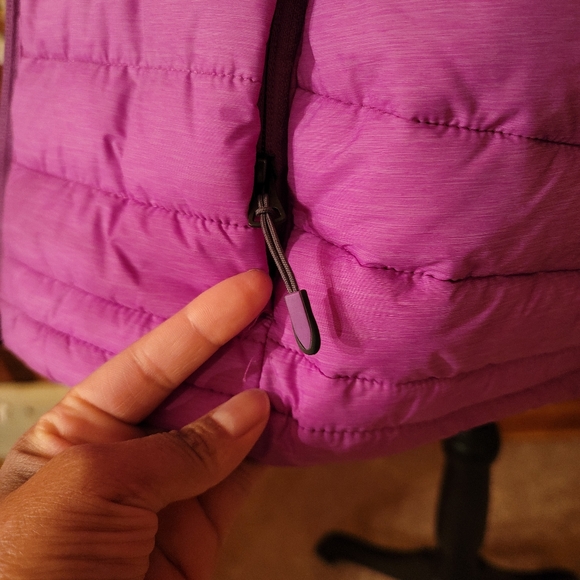 Vest - Picture 3 of 5